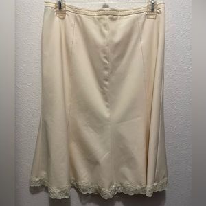 Midi cream skirt